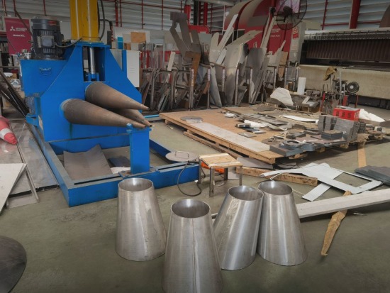 รับเชื่อมประกอบโลหะ รับเชื่อมประกอบโลหะ